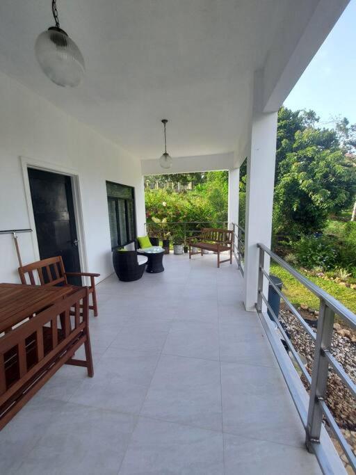 The Willow Apartment Ocho Rios Luaran gambar