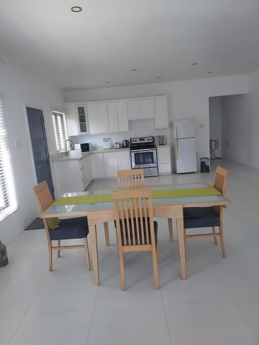 The Willow Apartment Ocho Rios Luaran gambar
